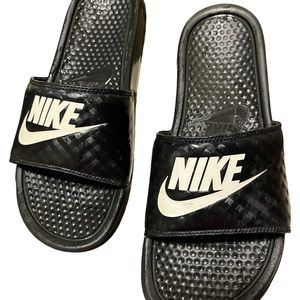 Men’s Size 10 Nike Slides